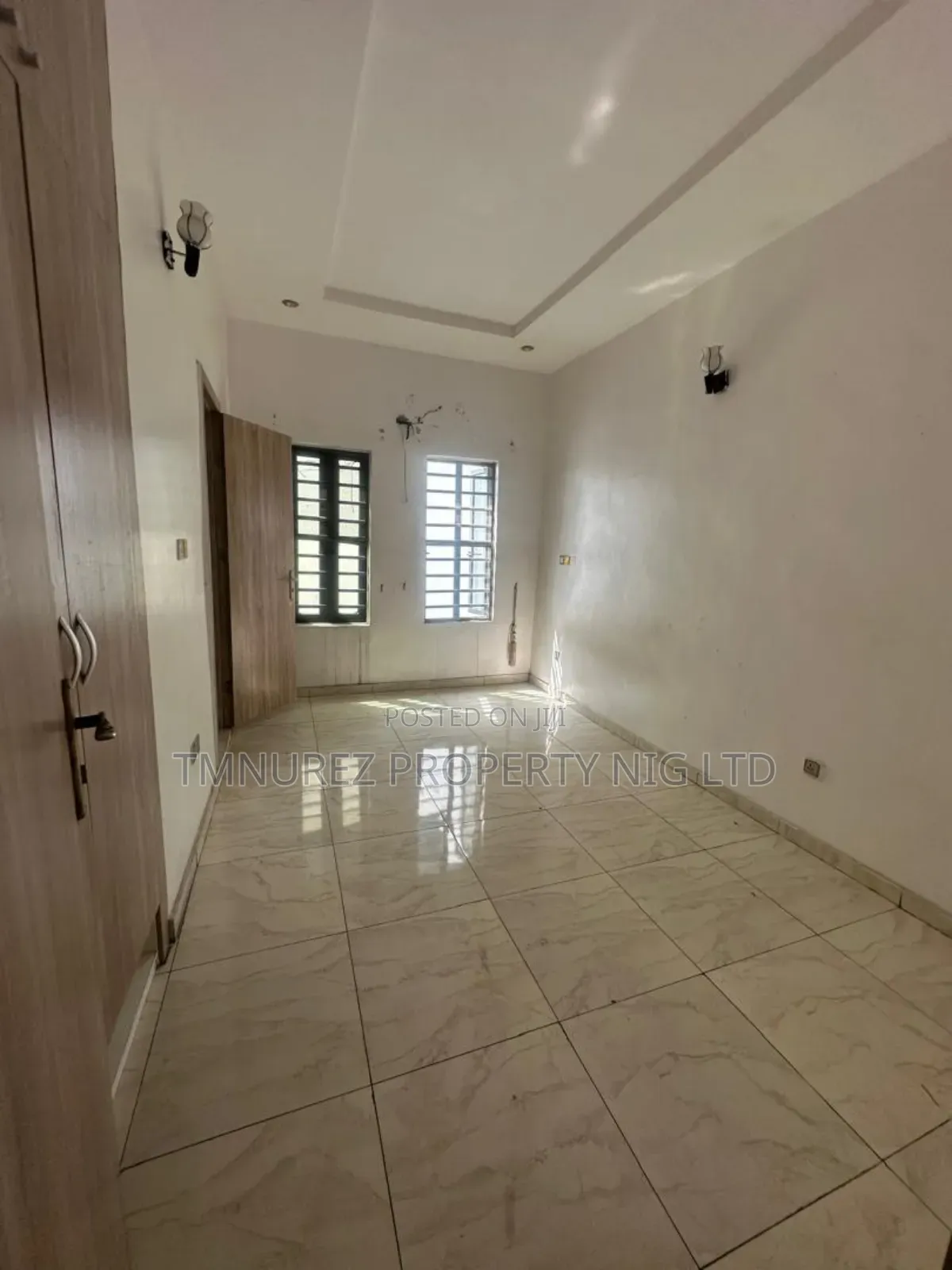 1bdrm Apartment in Orchild Road, Chevron for rent in Chevron