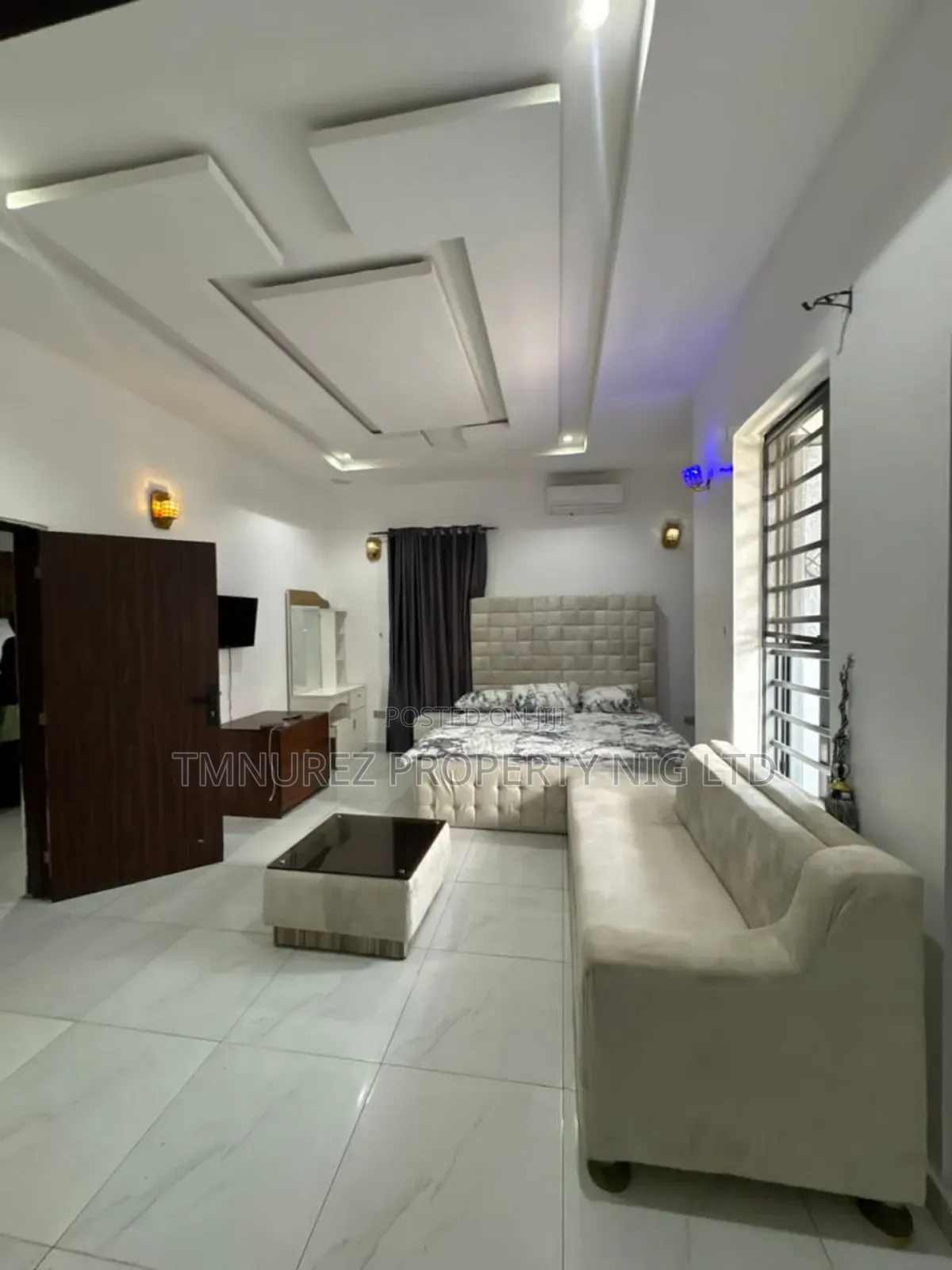 Furnished Studio Apartment in Orchild Road, Chevron for rent in Chevron