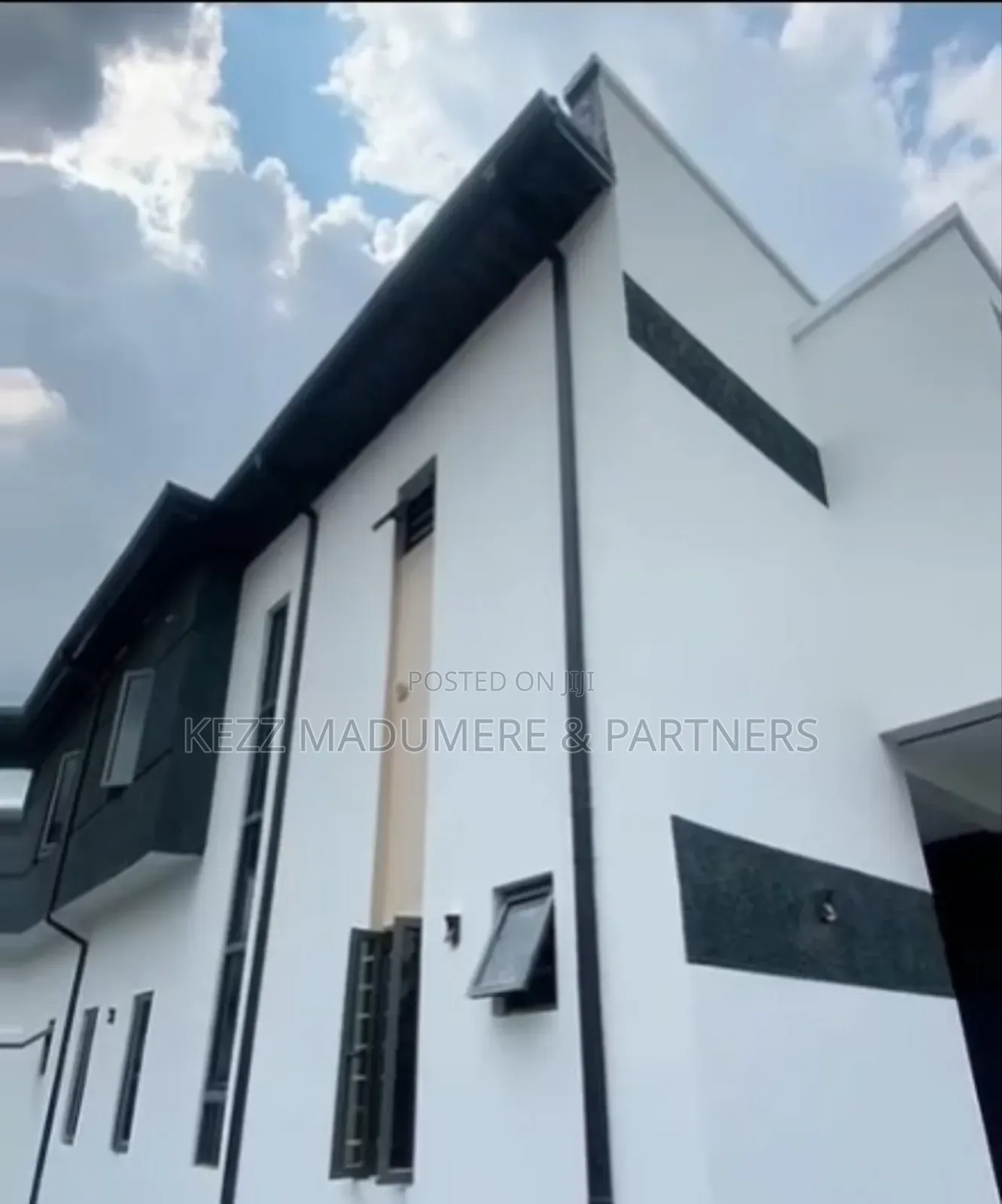 4bdrm Duplex in Dana Estate Port for sale in Port-Harcourt