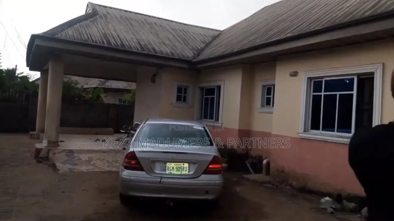 3bdrm Bungalow in Heartland Estate Off for sale in Owerri