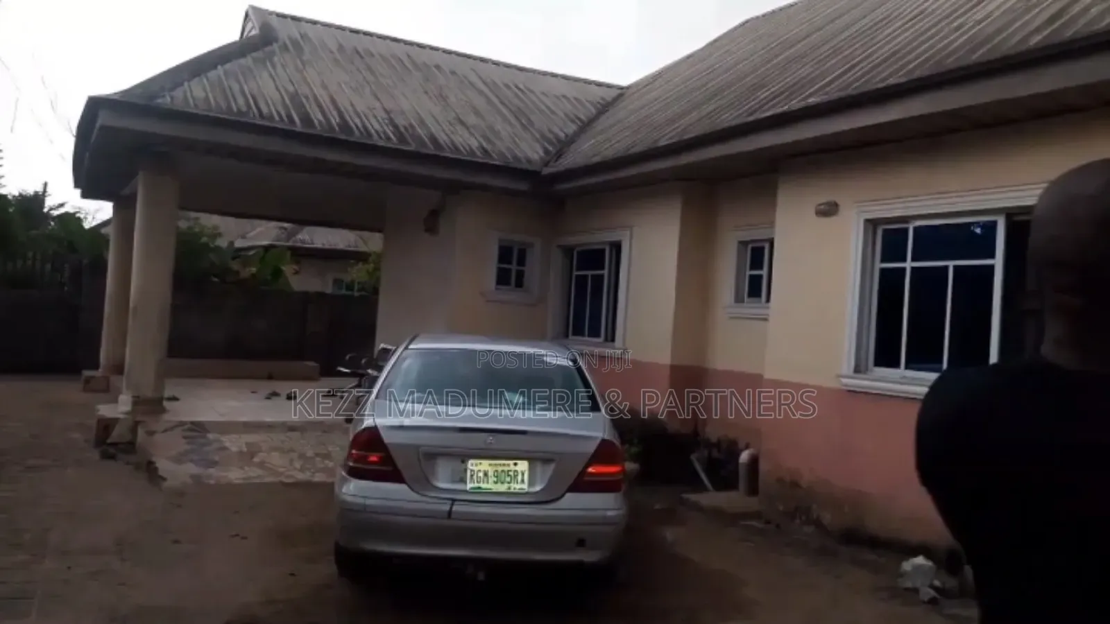 3bdrm Bungalow in Heartland Estate Off for sale in Owerri