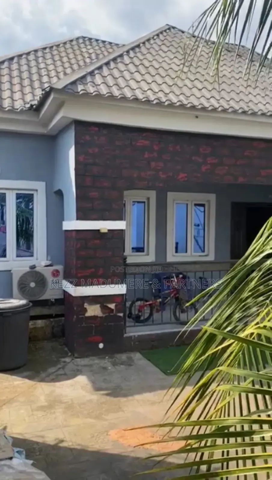 3bdrm Bungalow in At Kings Estate for sale in Owerri