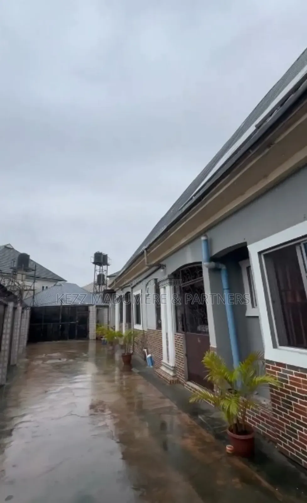 4bdrm Bungalow in Eneka Rukpokwu Road for sale in Rukpokwu
