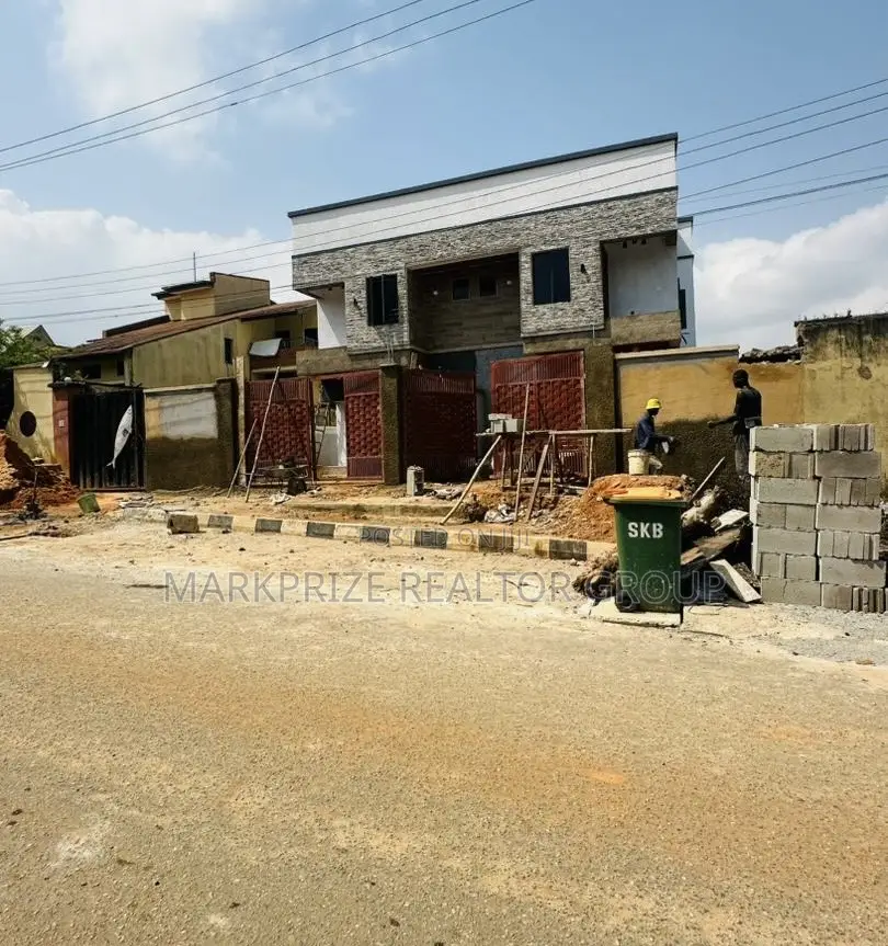 4bdrm Duplex in Magodo Gra Phase 1 for sale in Magodo
