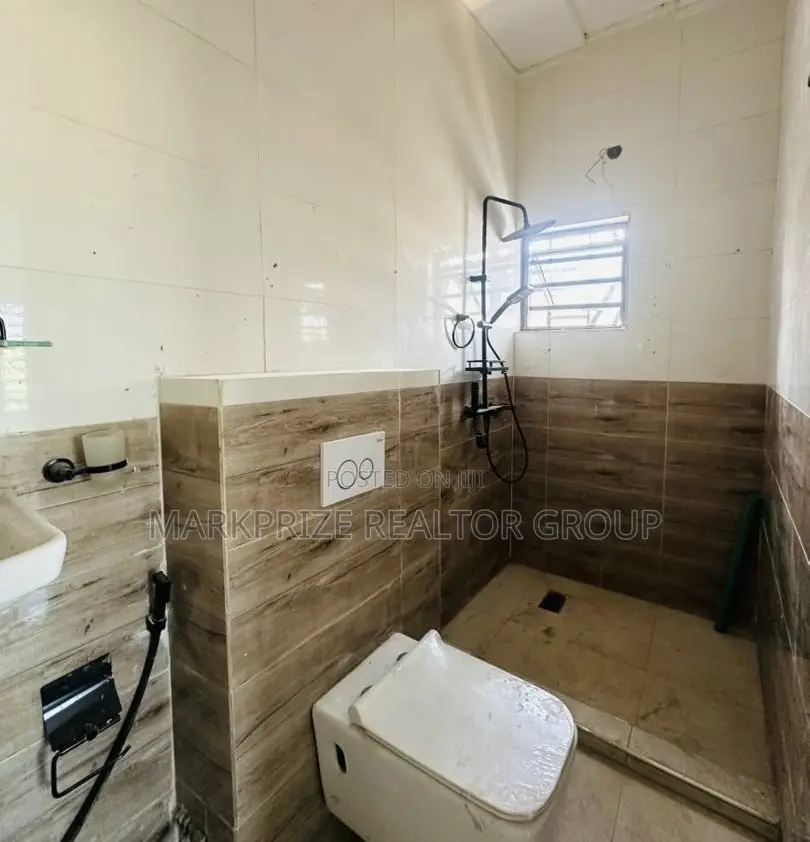4bdrm Duplex in Magodo Gra Phase 1 for sale in Magodo