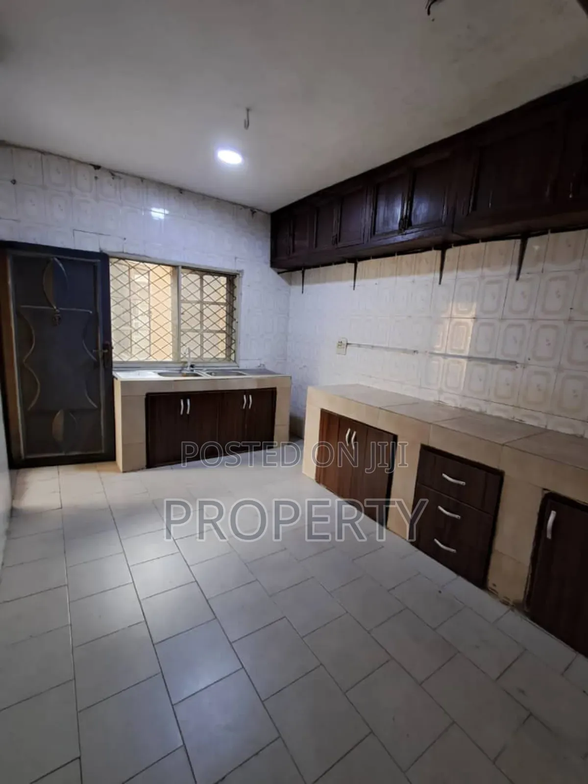 2bdrm Apartment in Magodo for sale in Magodo