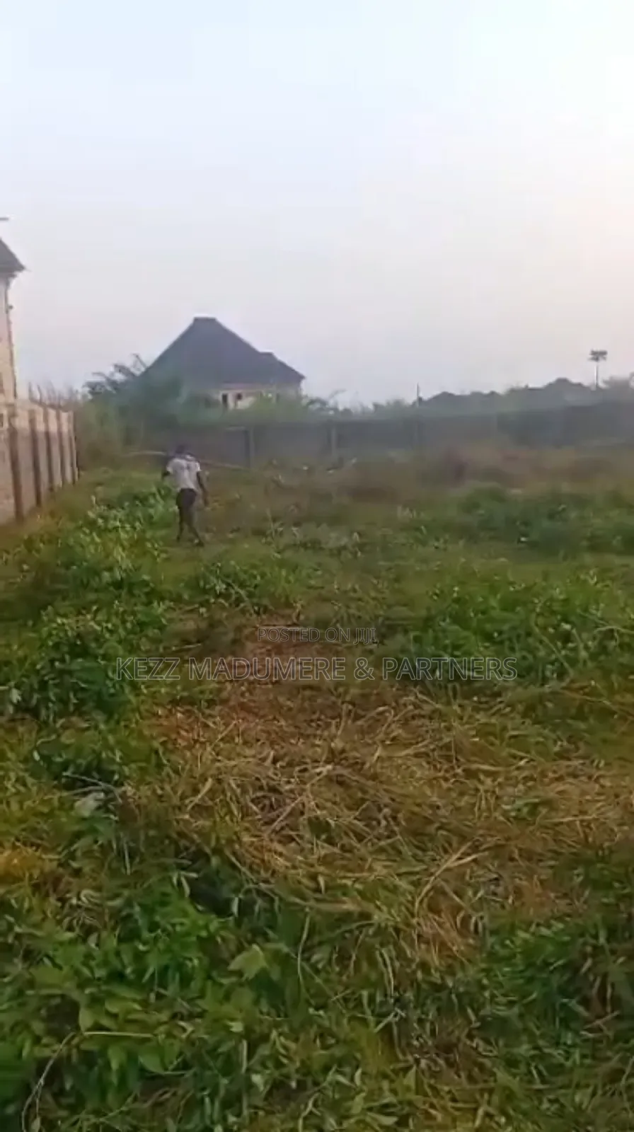 For Sale : 860 SQMTRS at Area U , Owerri, Imo State in Owerri