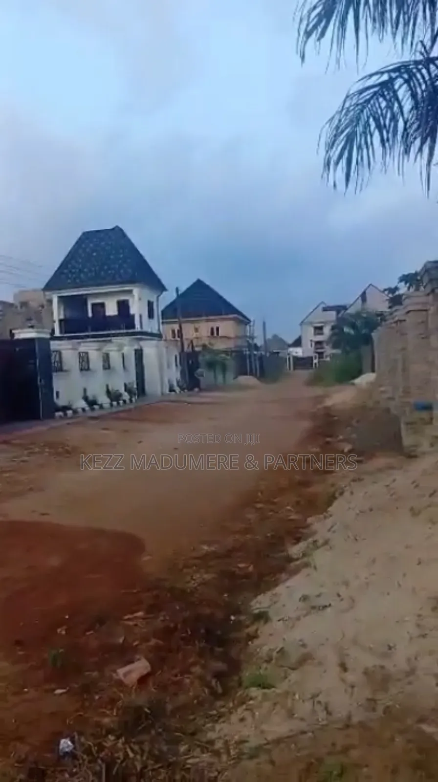 For Sale : 860 SQMTRS at Area U , Owerri, Imo State in Owerri