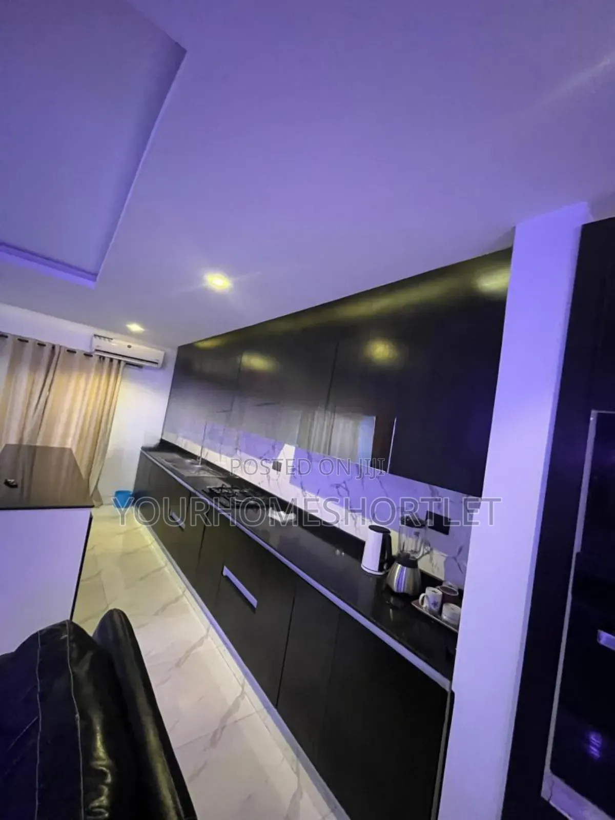 Spacious 2 Bedroom Apartment for Daily, Weekly, Monthly Deal. in Shonibare Estate