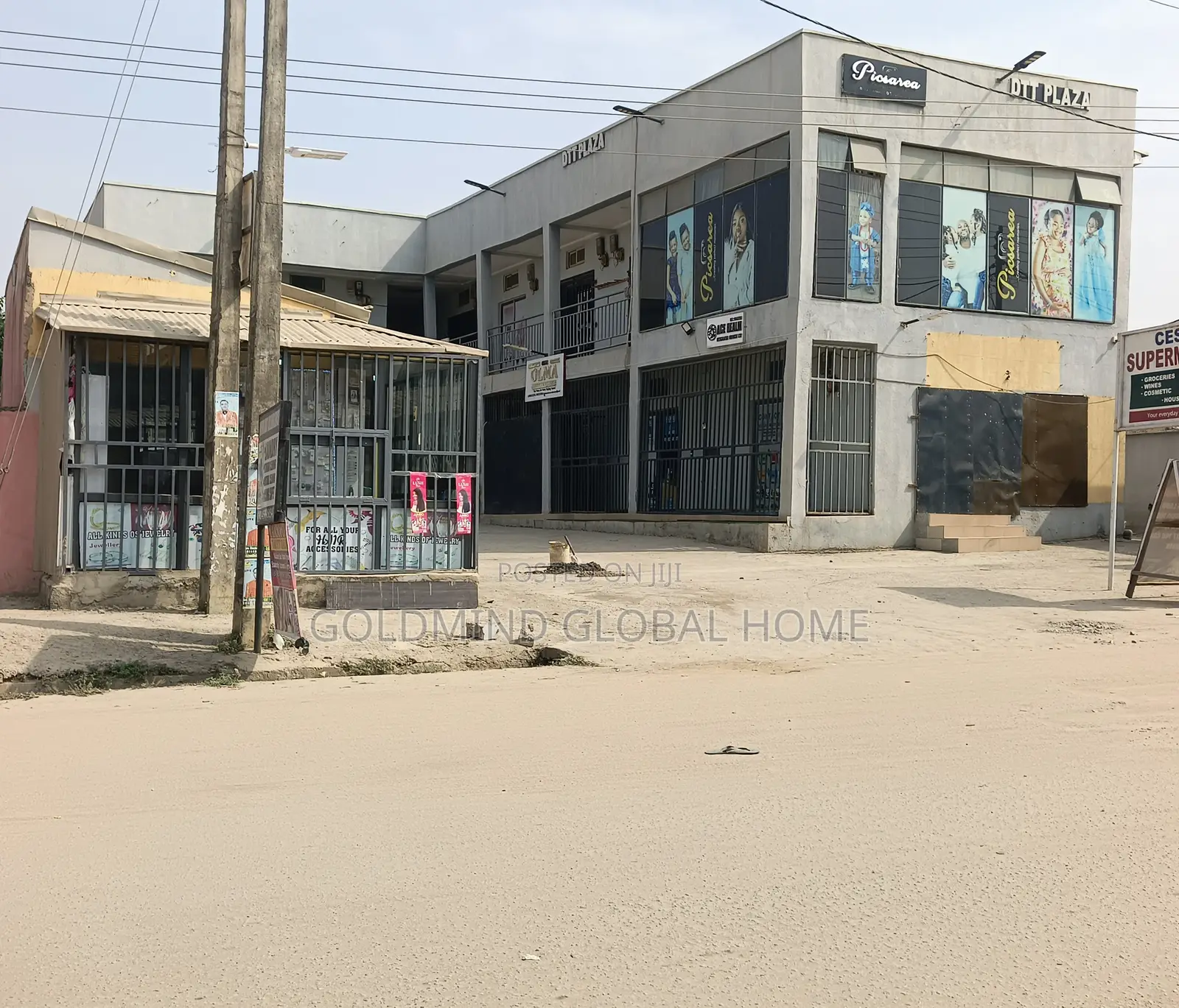 Dtt Plaza In Fha Estate, Lugbe Abuja, Fct For Sale. in FHA