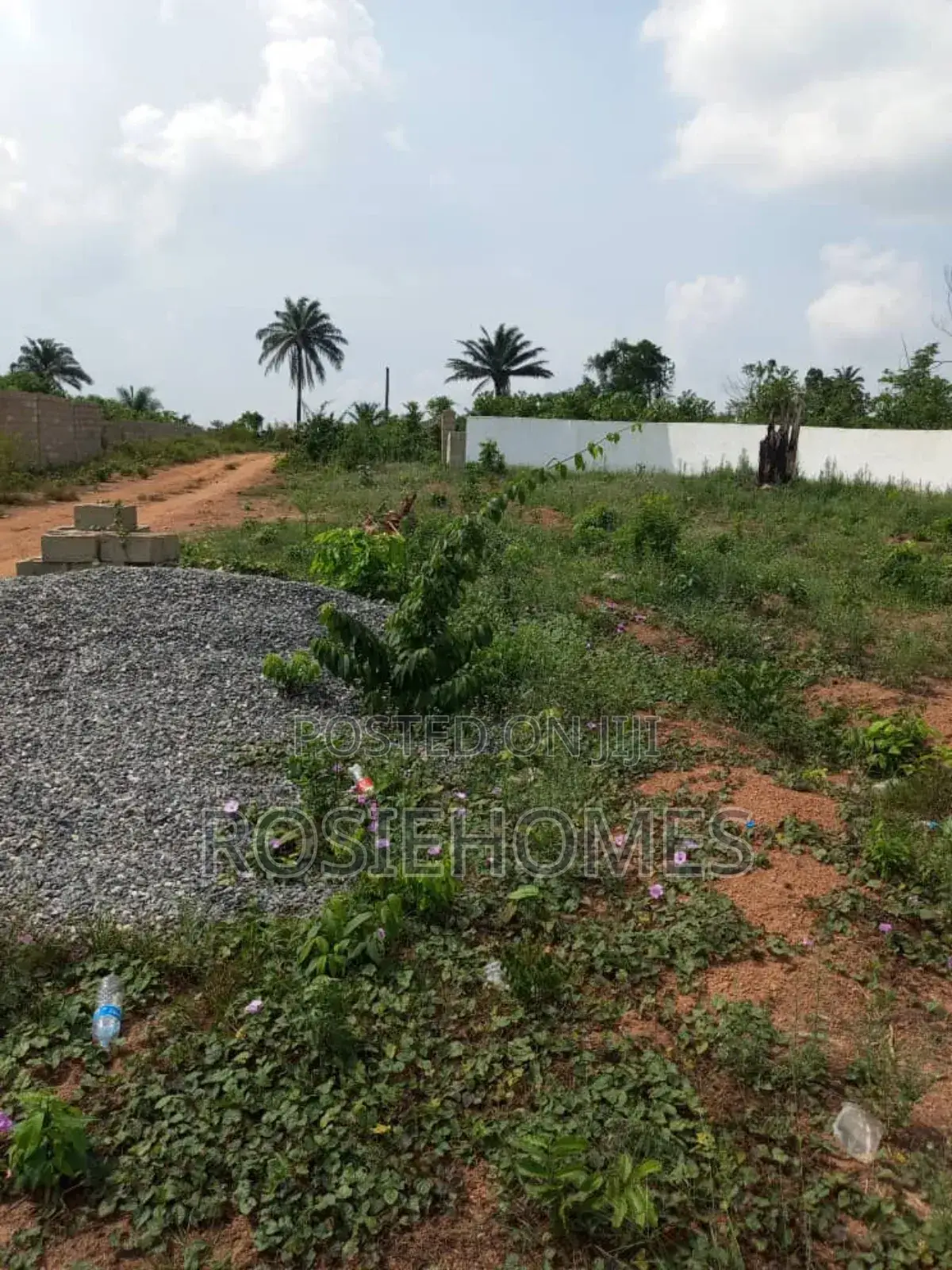 Genuine Land With C of O in Elerangbe