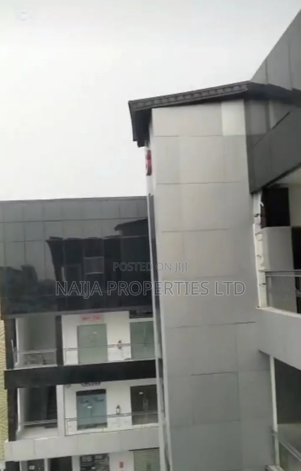 228sqm Open Plan Space on 3rd Floor at Igboefon, Lekki for Rent in Lekki