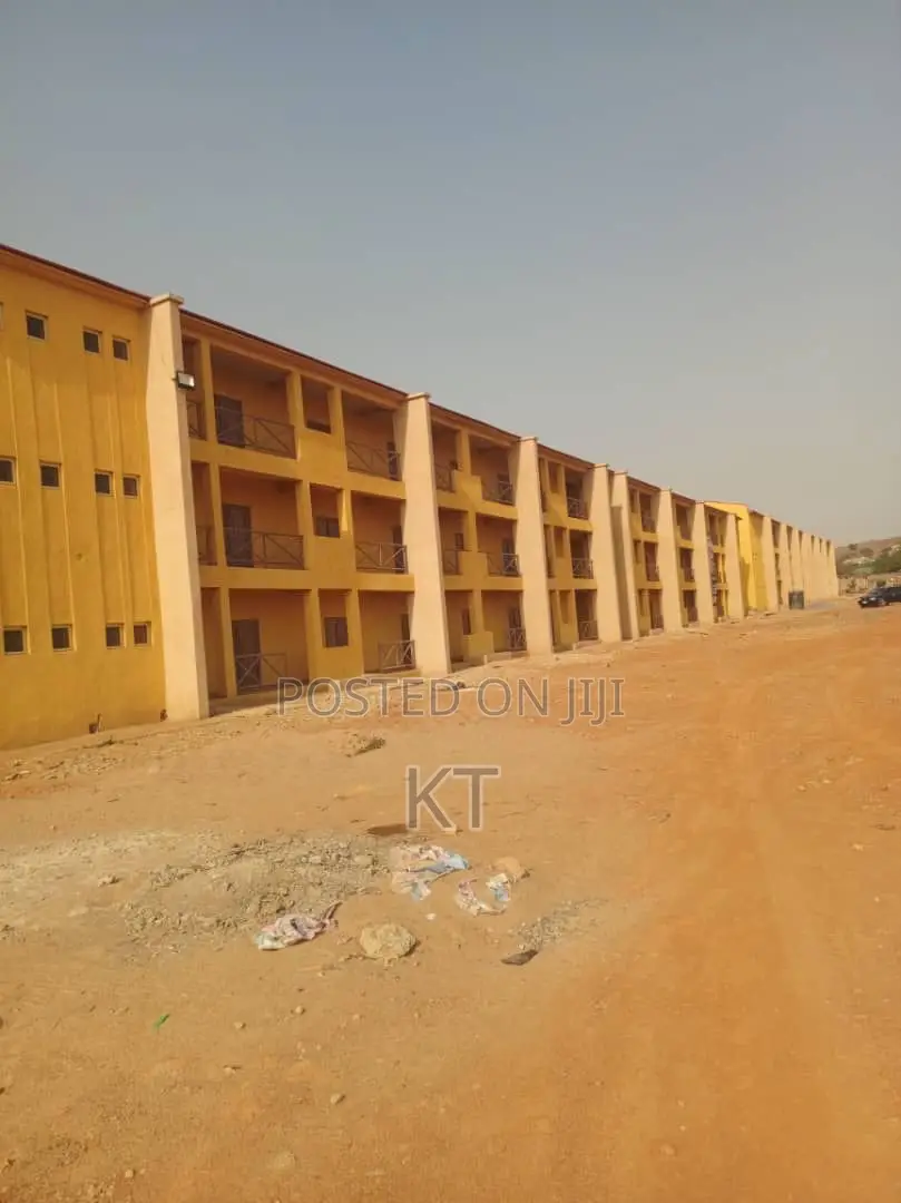 New Apo Trade Hub Shops for Sale in Wasa