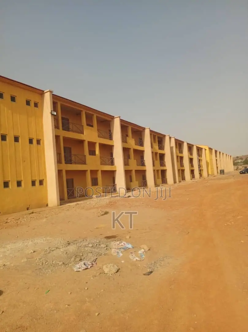 New Apo Trade Hub Shops for Sale in Wasa