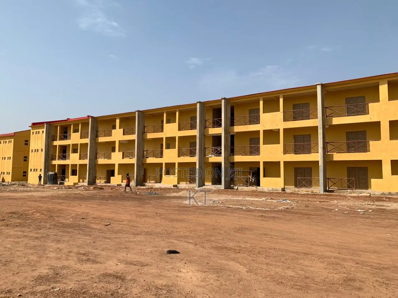 New Apo Trade Hub Shops for Sale in Wasa