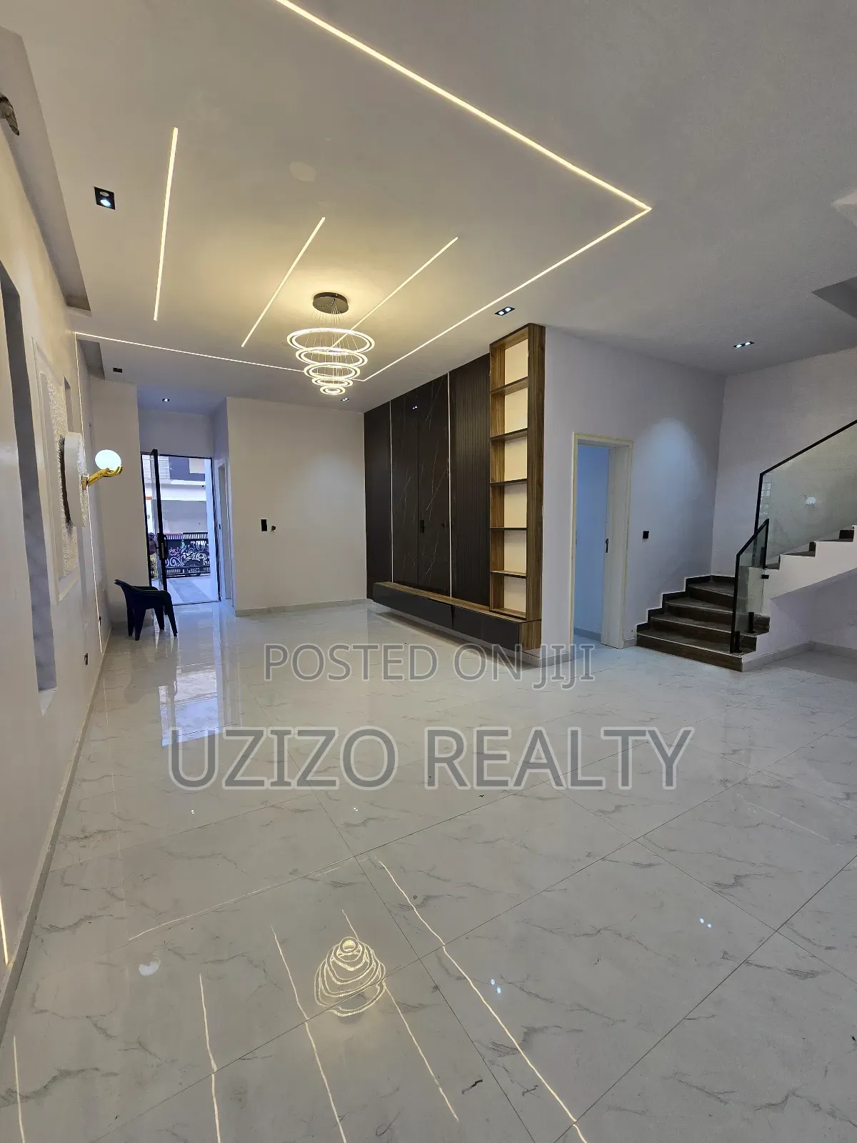 5bdrm Duplex in Ikota Gra for sale in Ikota