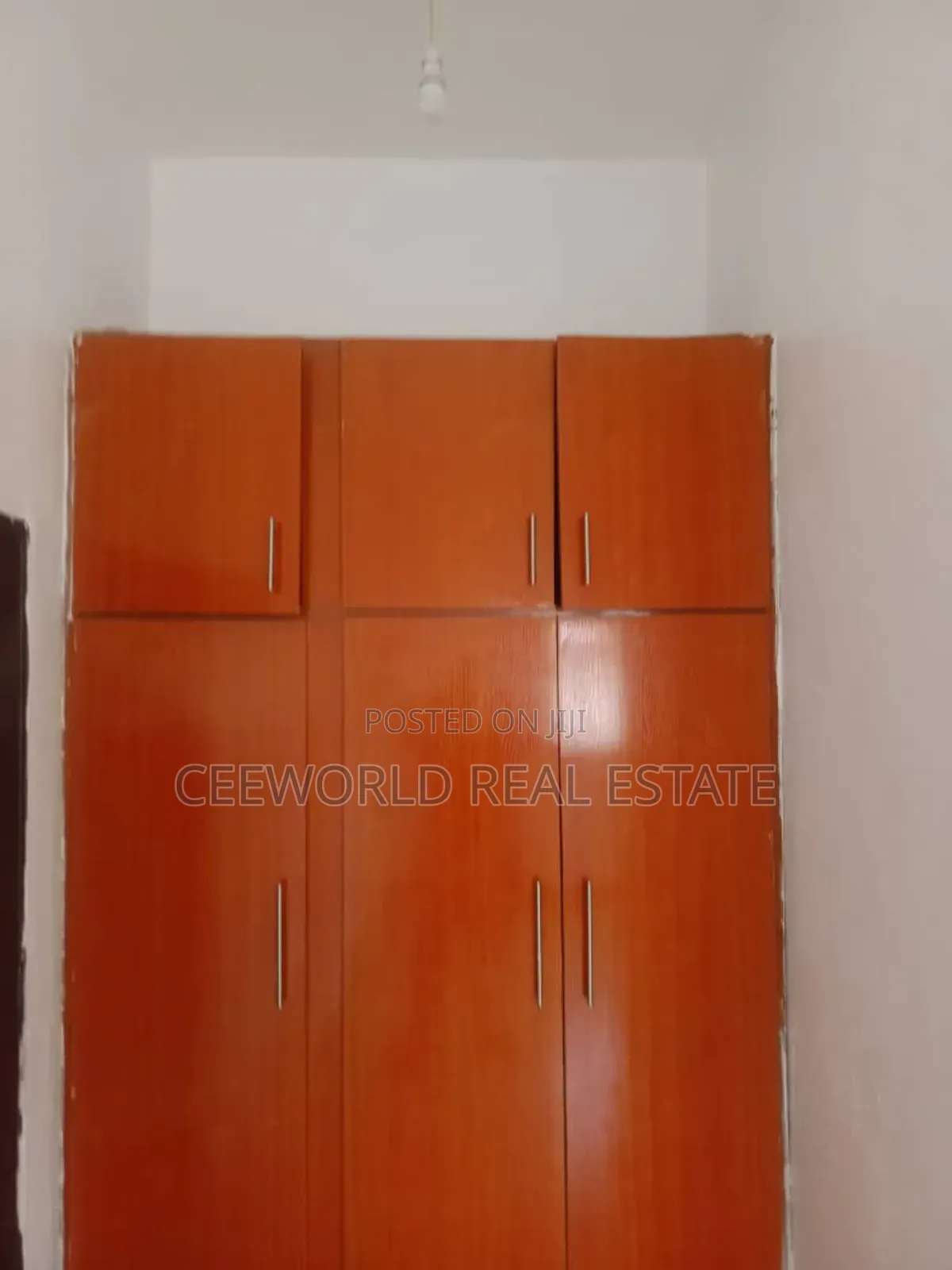 3bdrm Apartment in Elebu Market, Akala Express for rent in Akala Express
