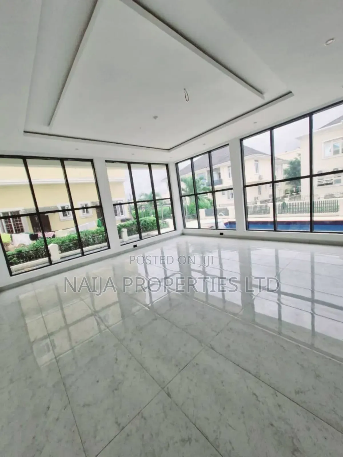 4bdrm Duplex in Chevron, Lekki for sale in Lekki
