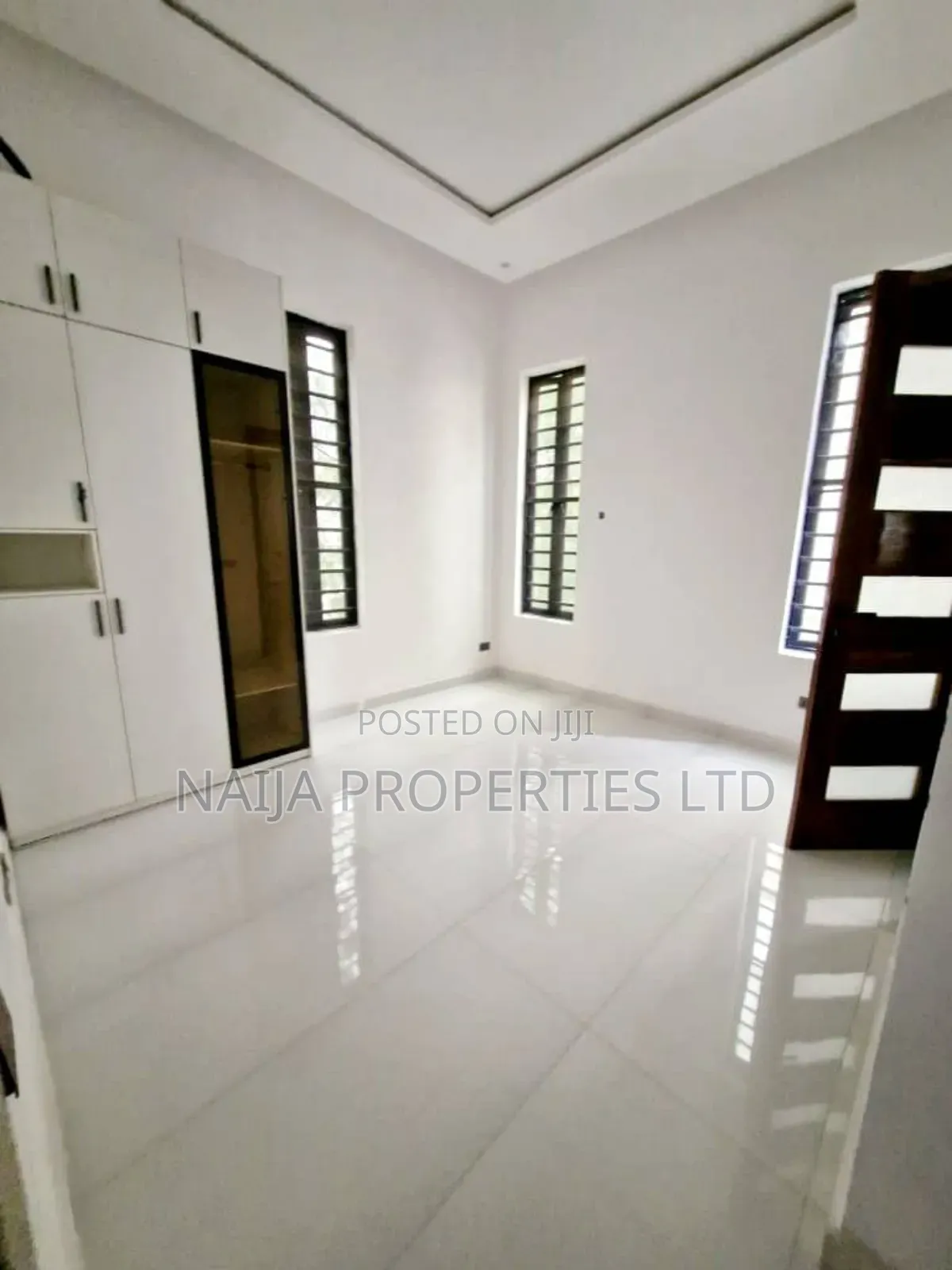 5bdrm Duplex in Megamound Estate, Lekki for sale in Lekki