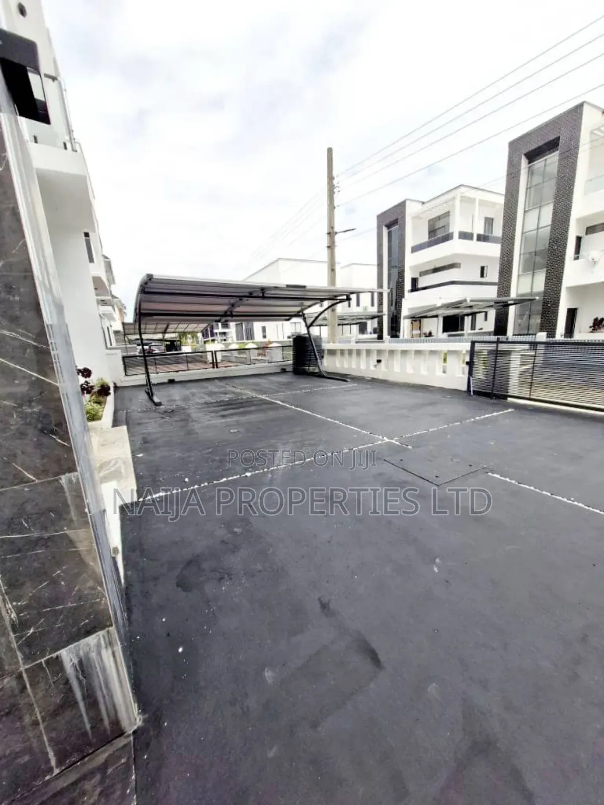 5bdrm Duplex in Megamound Estate, Lekki for sale in Lekki