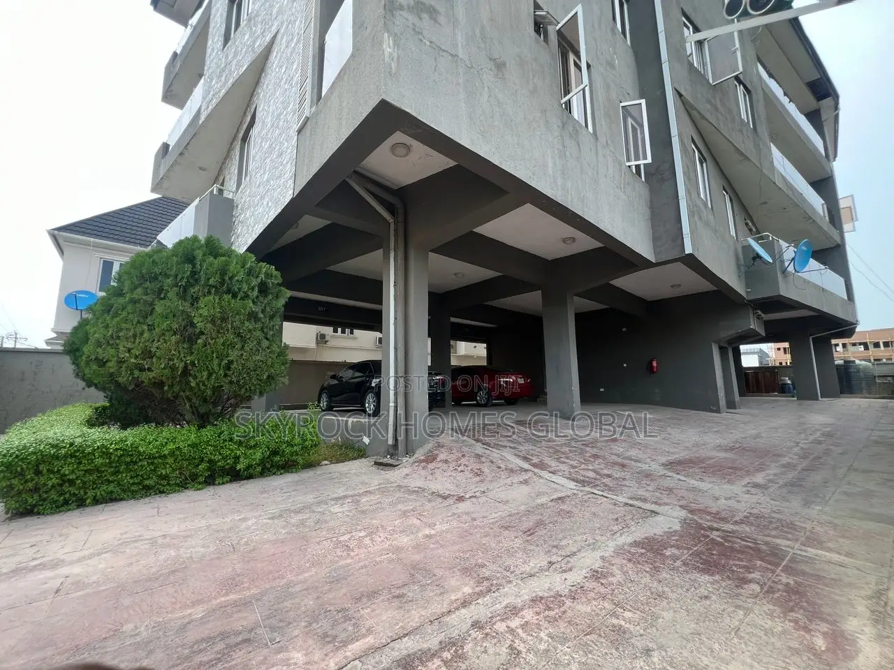3bdrm Apartment in Igbo-efon for rent in Igbo-efon