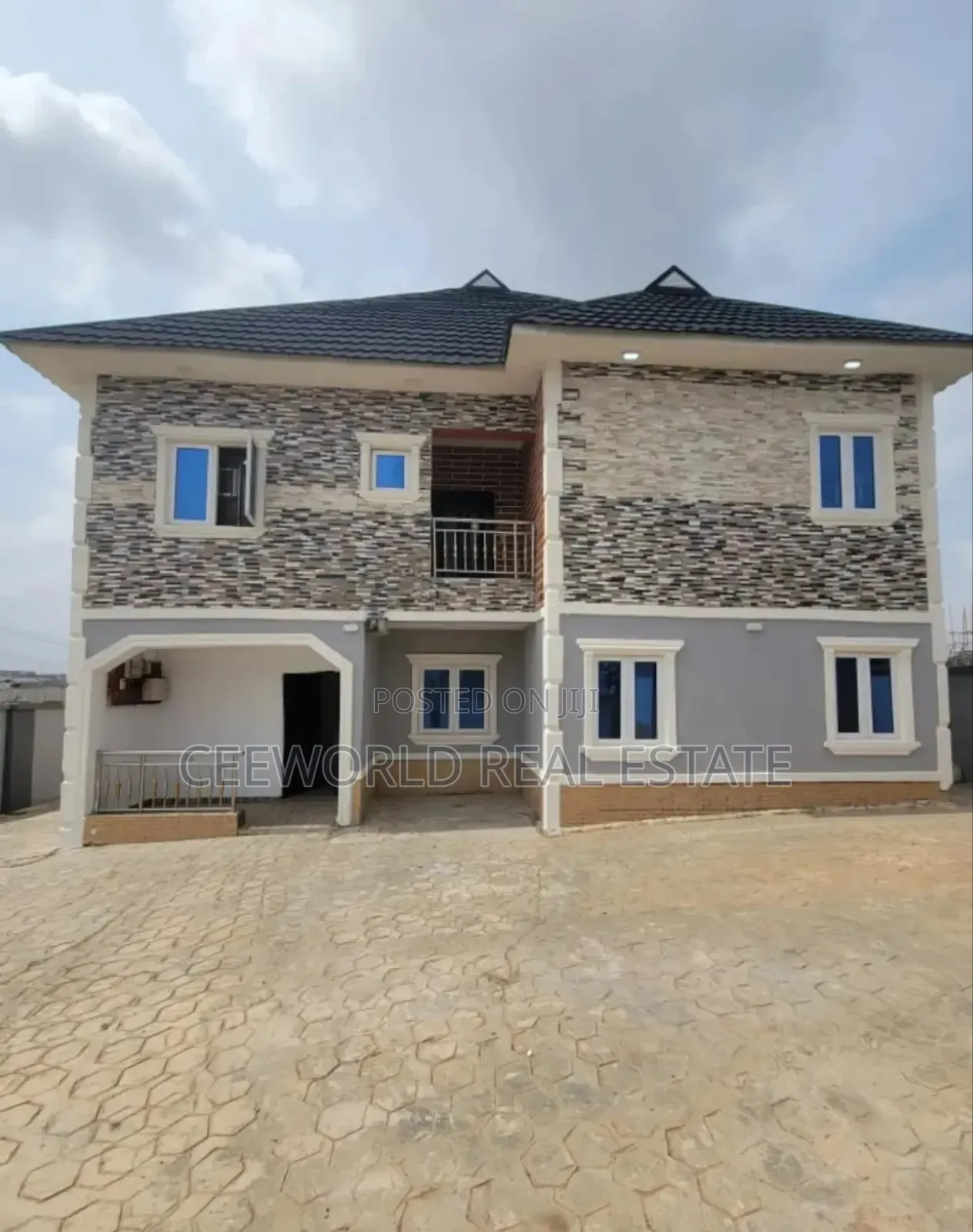 4bdrm Duplex in Calton Gate Estate, Akobo for rent in Akobo