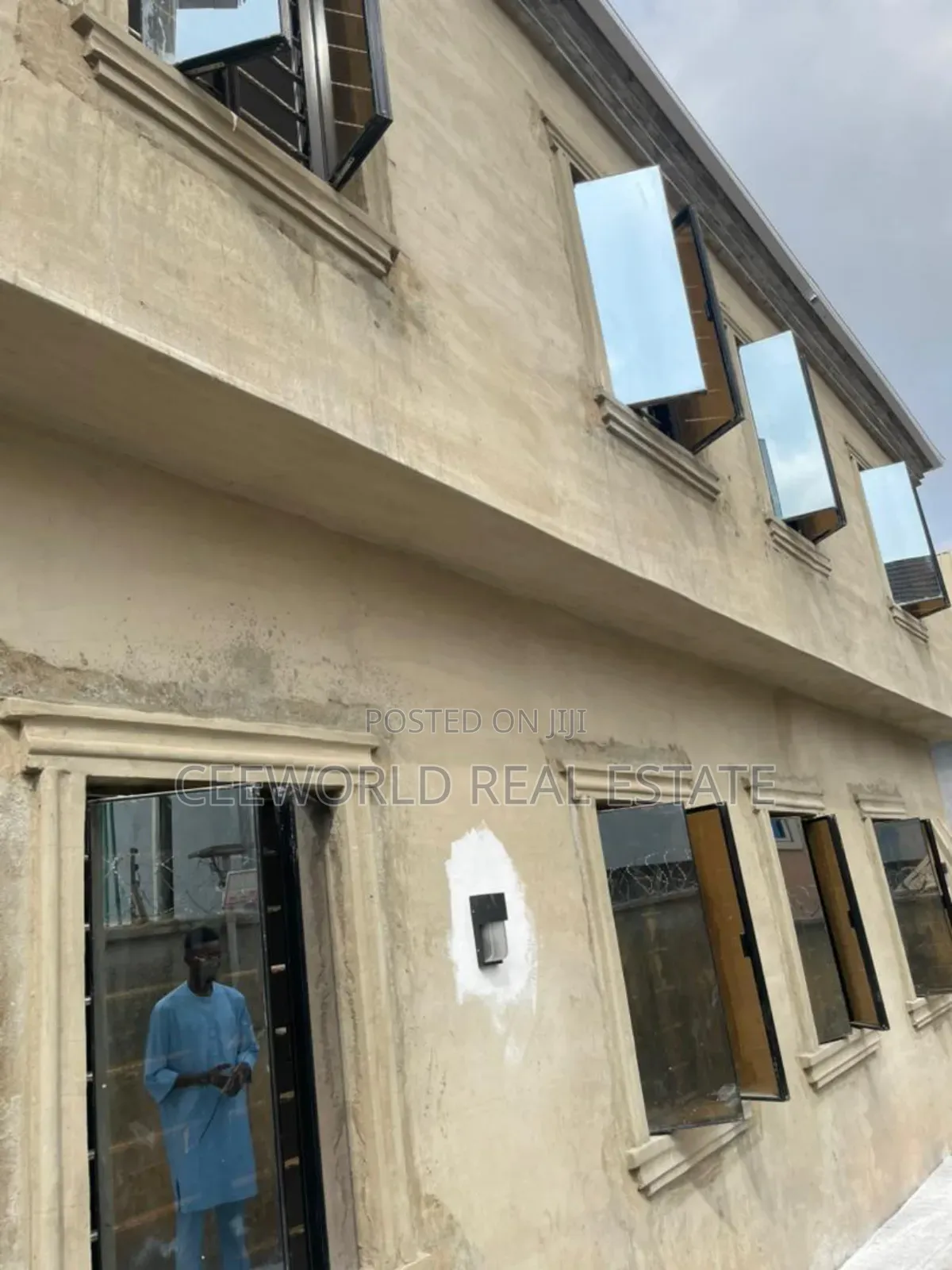 2bdrm Apartment in Adeoje Estate, Akala Express for rent in Akala Express
