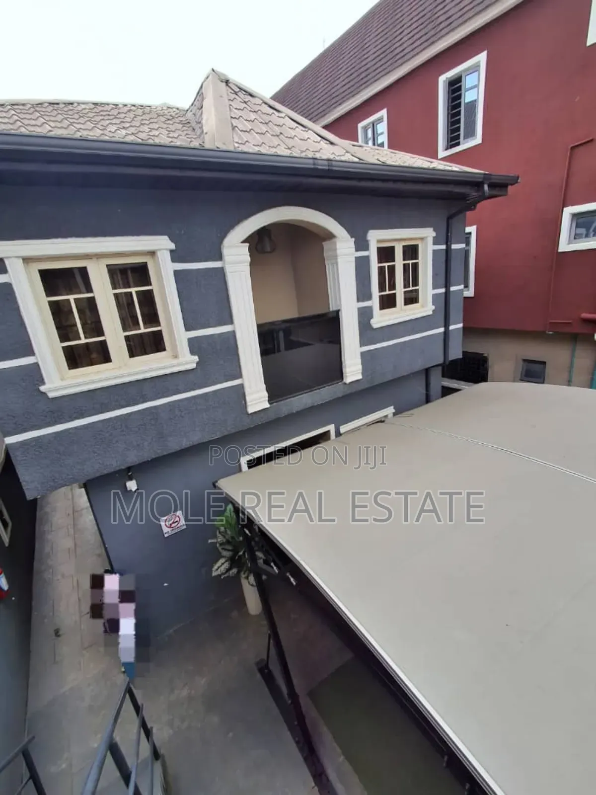 Furnished 4bdrm Block of Flats in Ajao Estate for sale in Ajao Estate