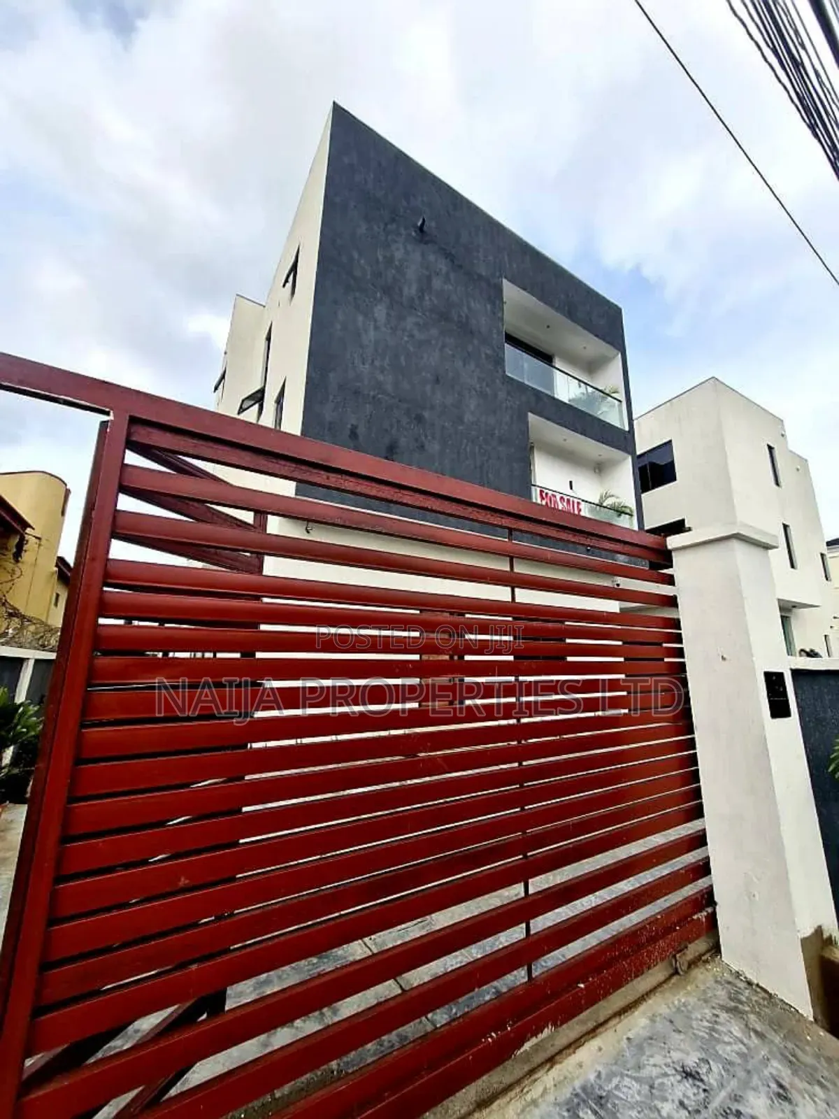 5bdrm Duplex in Idado Estate, Lekki for sale in Lekki