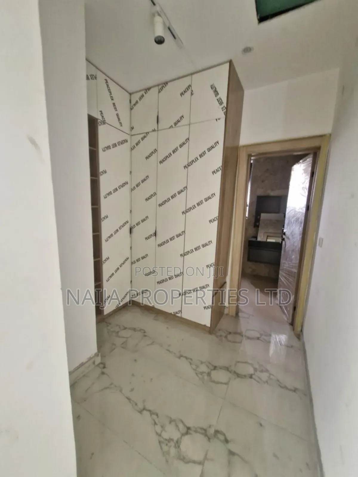 5bdrm Duplex in Idado Estate, Lekki for sale in Lekki