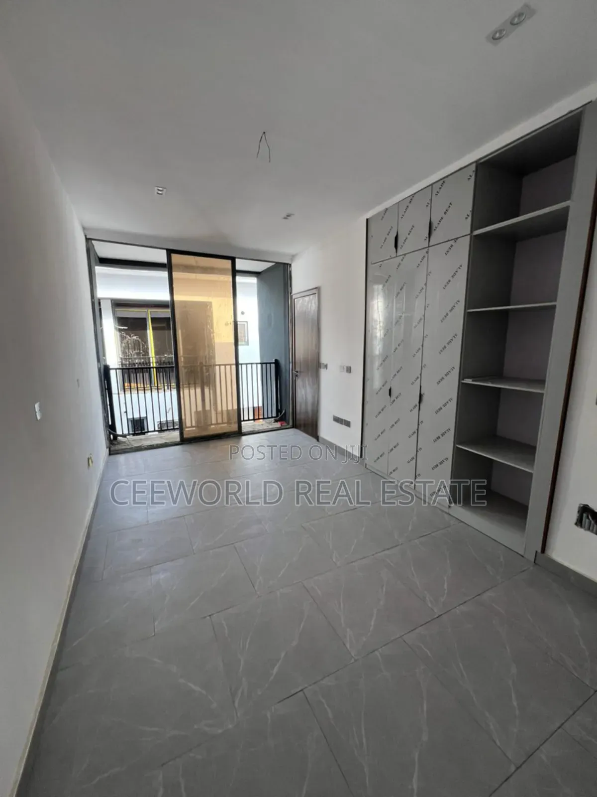 4bdrm Duplex in Main Jericho Gra for rent in Jericho