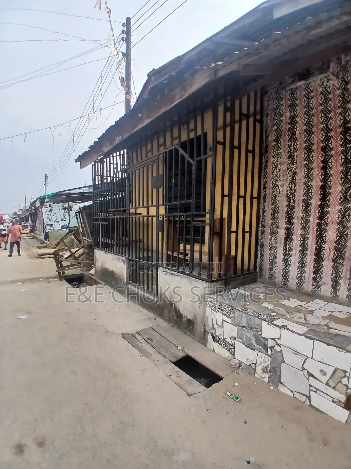 A Big Shop and One Room for Sale in Portharcourt in Obio-Akpor