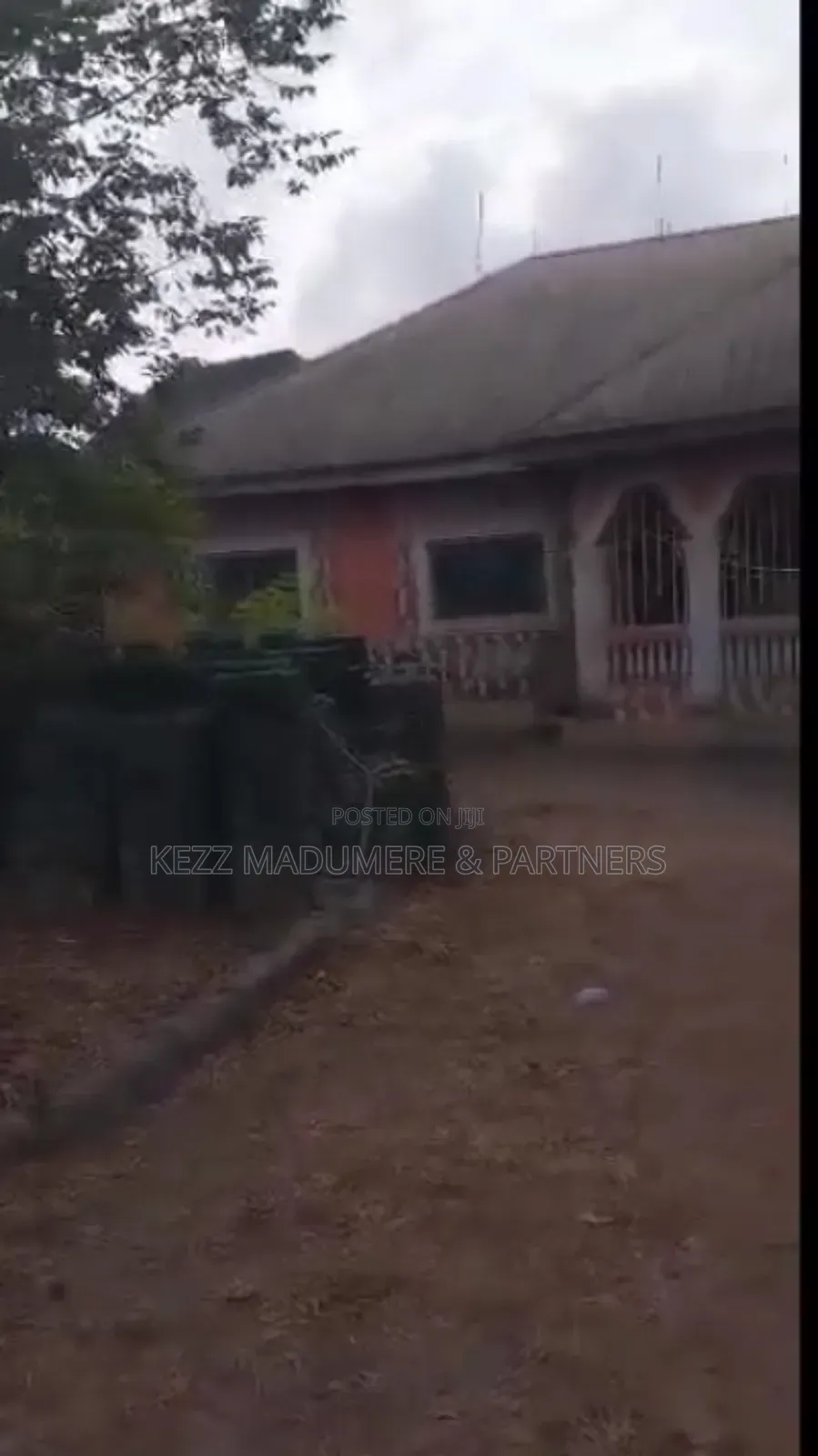 4bdrm Bungalow in Umuguma Owerri Imo for sale in Owerri