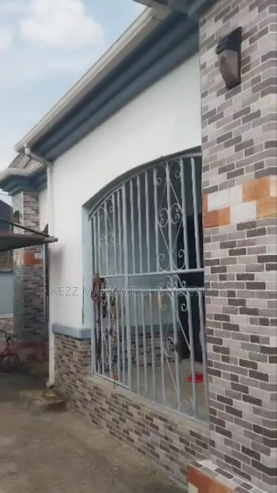5bdrm Bungalow in Umuguma Owerri Imo for sale in Owerri