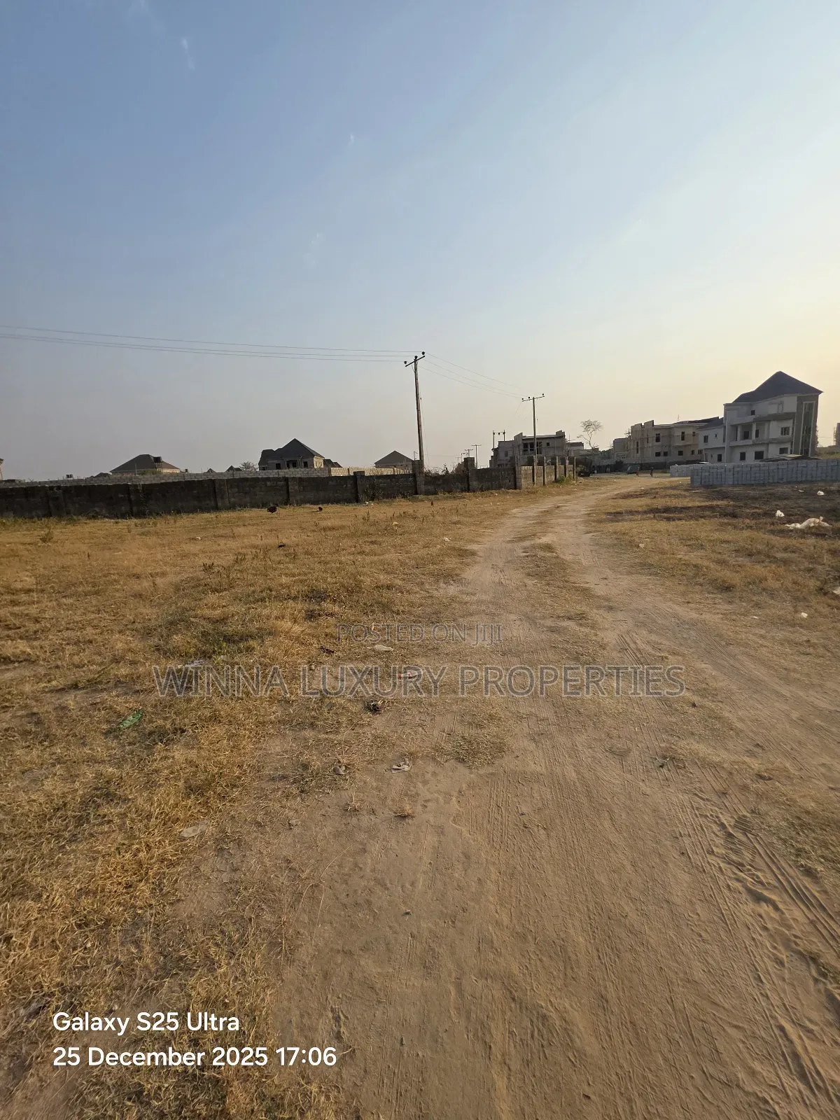 450 Plot for 5 Bed Fully Detached in Lugbe District