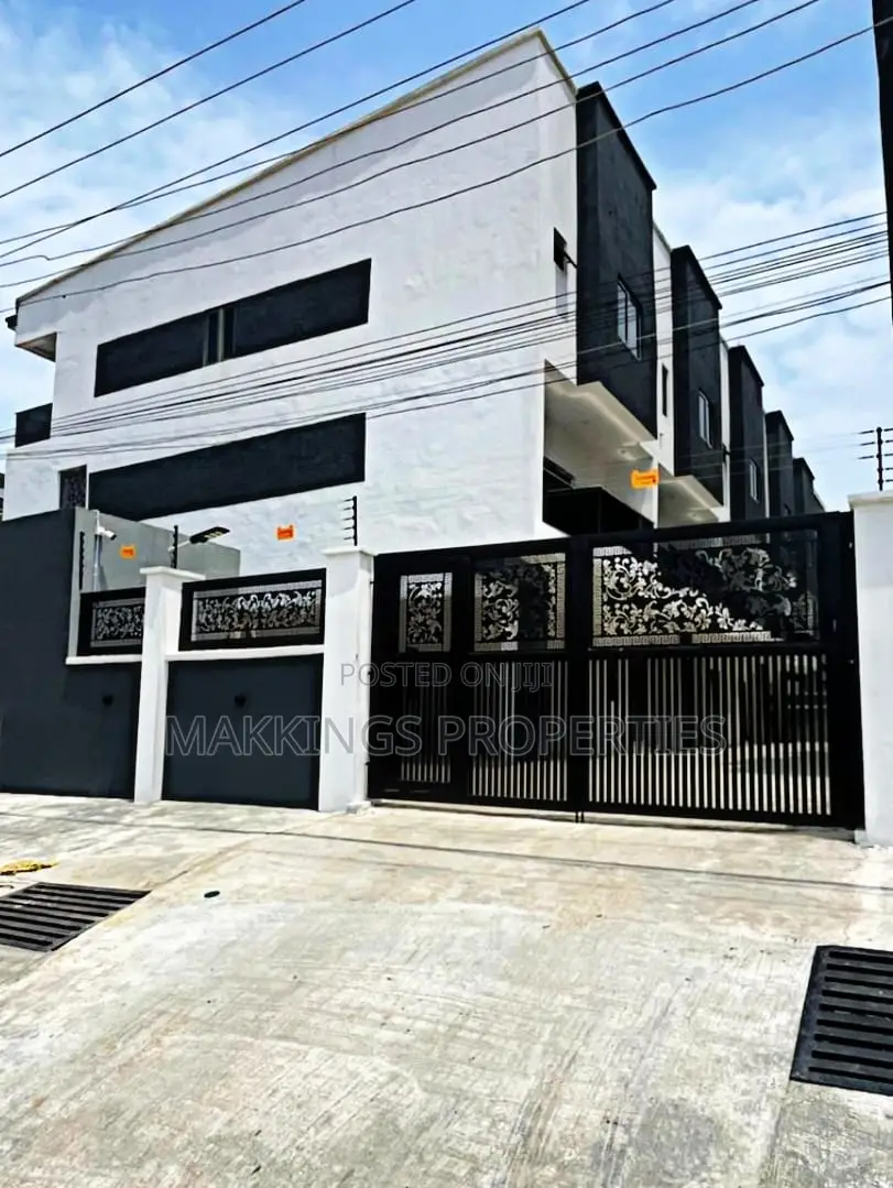 3bdrm Duplex in Lekki Phase 1 for rent in Lekki Phase 1