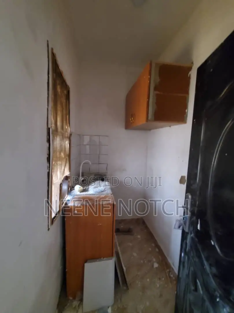 1bdrm Apartment in Swan Street, Durumi for rent in Durumi