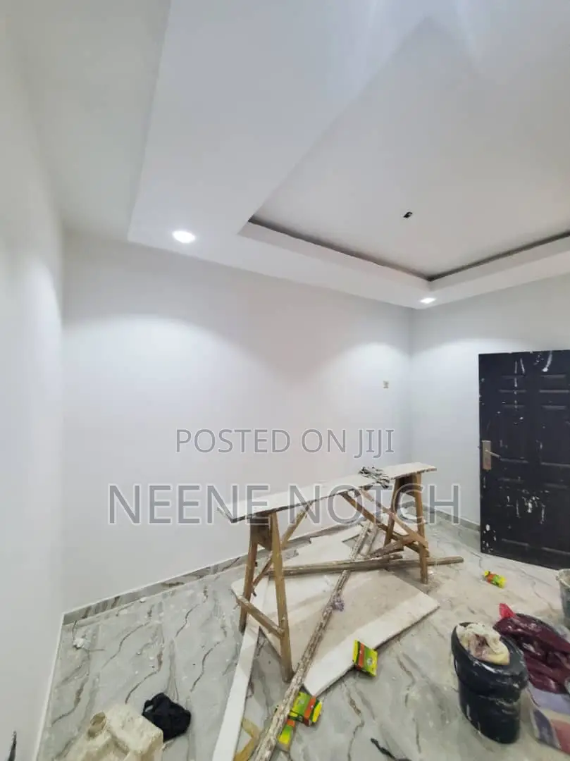 1bdrm Apartment in Swan Street, Durumi for rent in Durumi