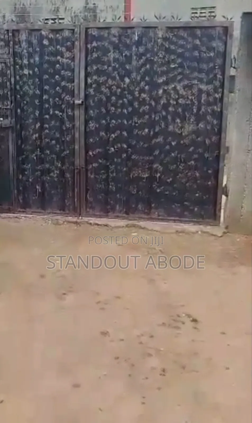 2bdrm Bungalow in In A Good Location, Igando / Ikotun/Igando for sale in Igando / Ikotun/Igando