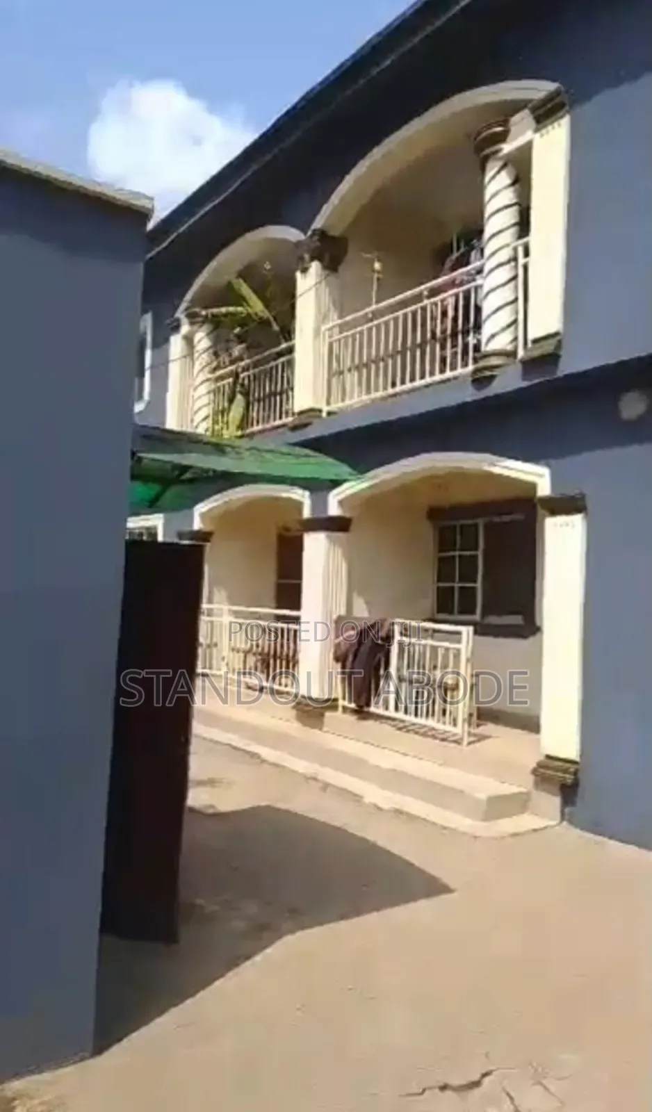 3bdrm Block of Flats in In A Secure Location, Ijegun for sale in Ijegun
