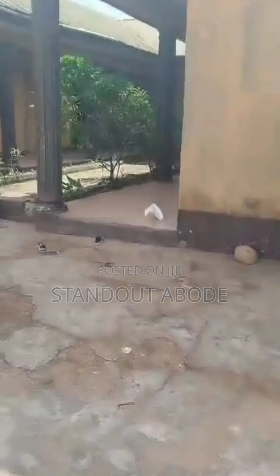 1bdrm Bungalow in Few House To The, Igando / Ikotun/Igando for sale in Igando / Ikotun/Igando