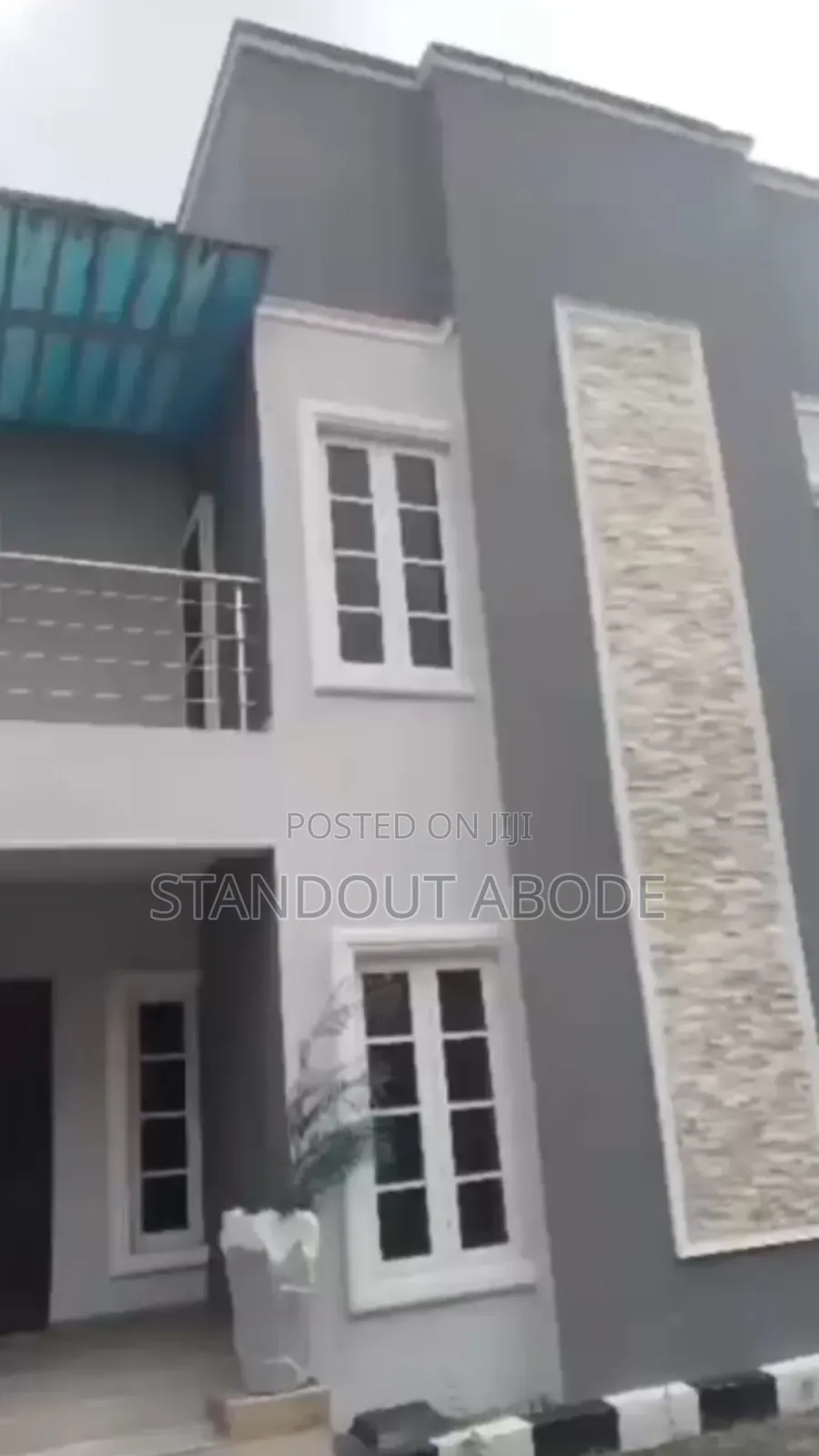 4bdrm Duplex in In An Estate, Mende for sale in Mende