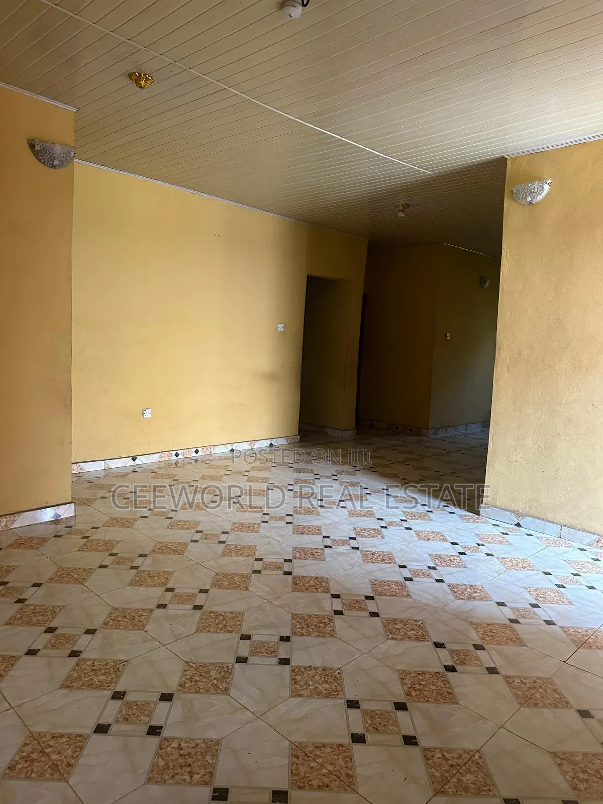 3bdrm Apartment in Idishin Jericho Gra for rent in Idishin