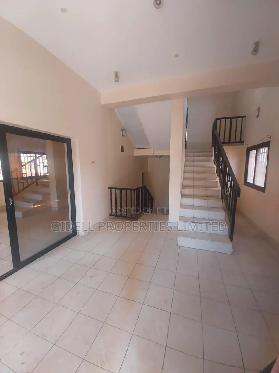 4bdrm Duplex in Maitama for sale in Maitama