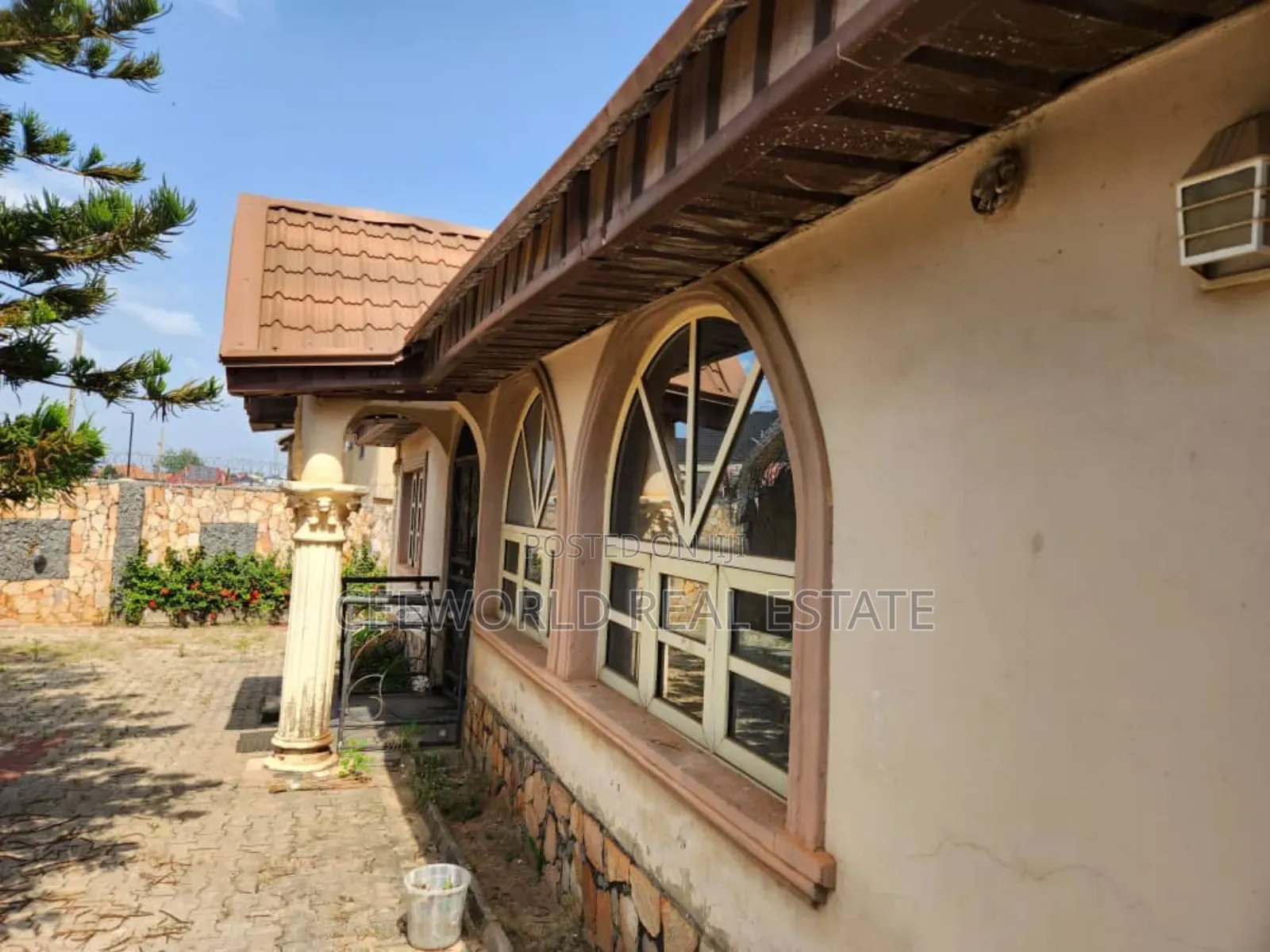 3bdrm Bungalow in Olusoji Oluyole, Akala Express for sale in Akala Express