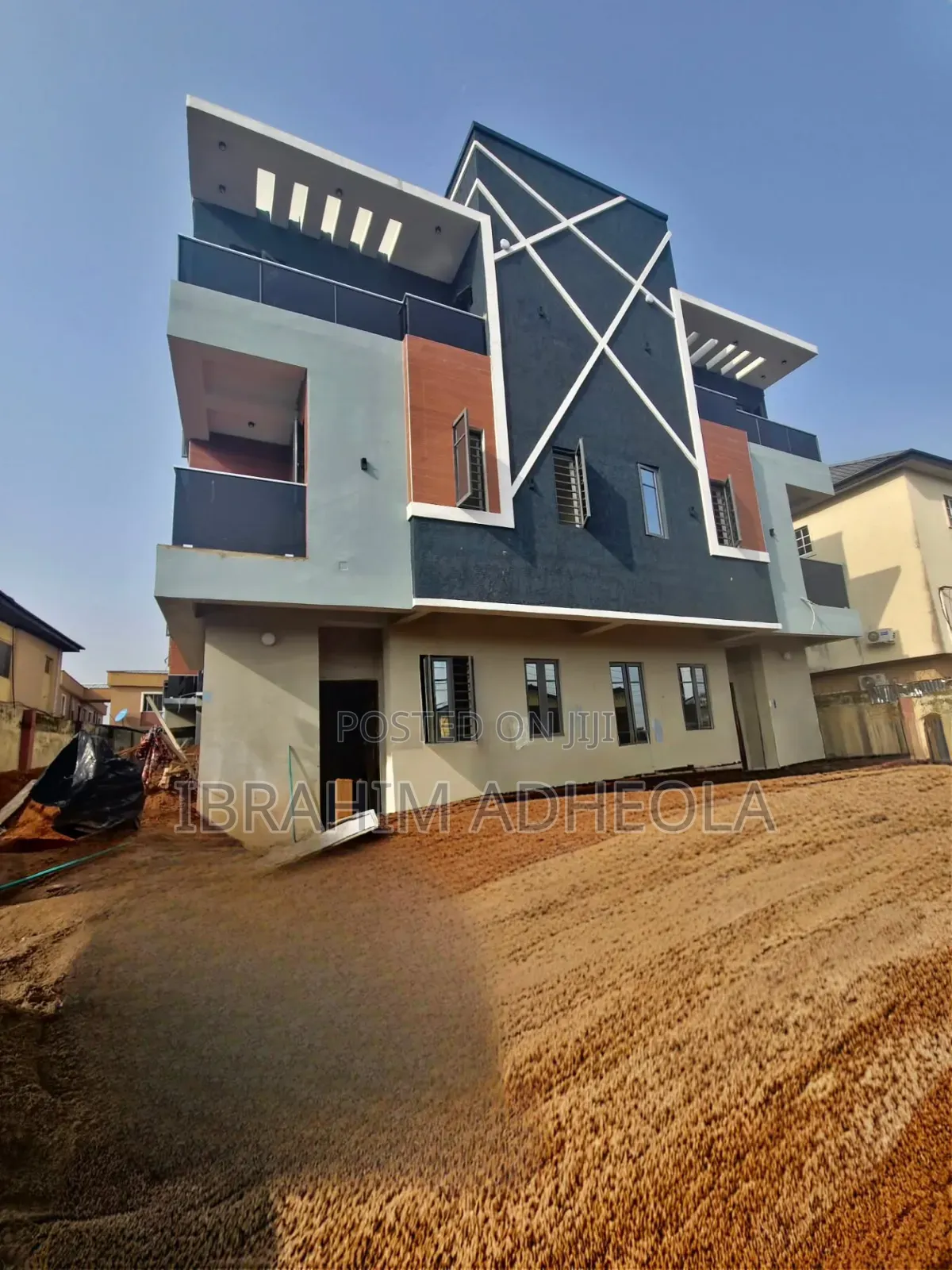 4bdrm Duplex in Gbagada for sale in Gbagada