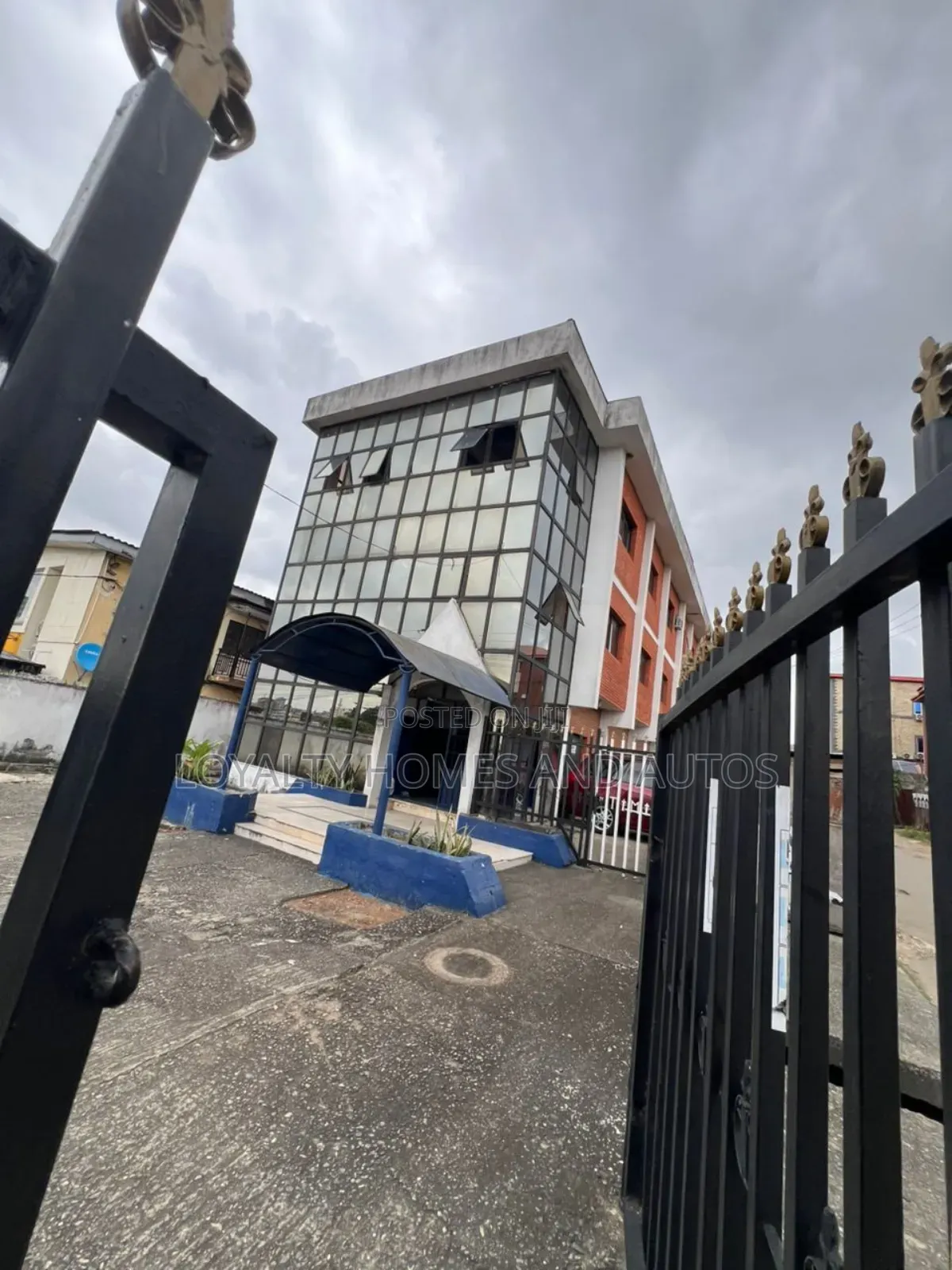3 Storey Office Building for Sale in Alausa