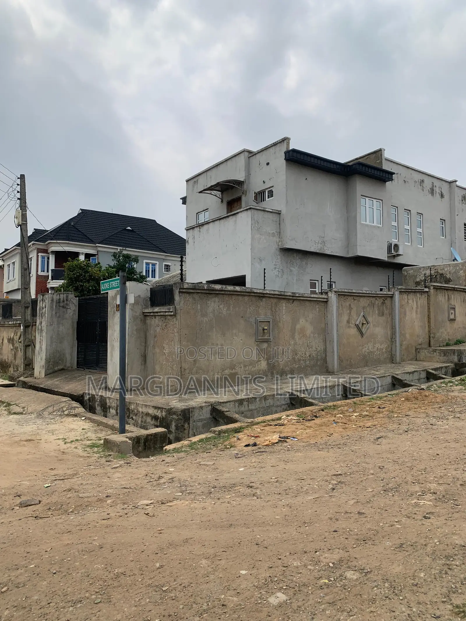 Furnished 5bdrm Duplex in Alogba, Ebute for sale in Ebute
