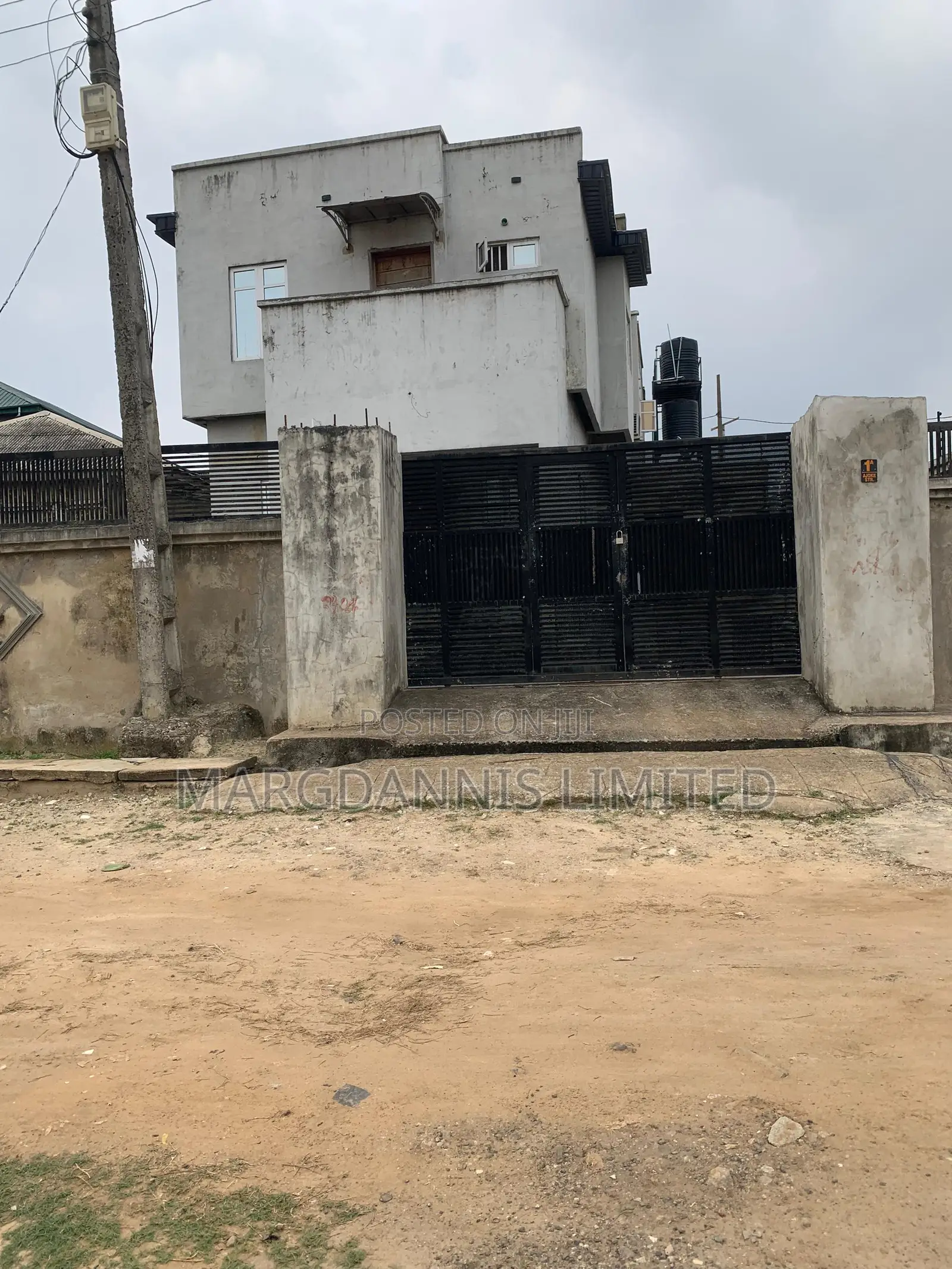 Furnished 5bdrm Duplex in Alogba, Ebute for sale in Ebute