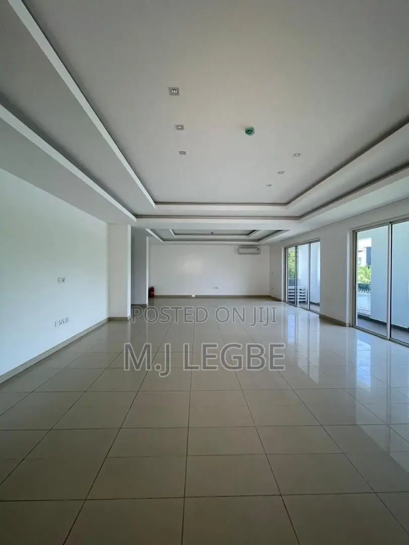3bdrm Apartment in Banana Island, Ikoyi for rent in Ikoyi